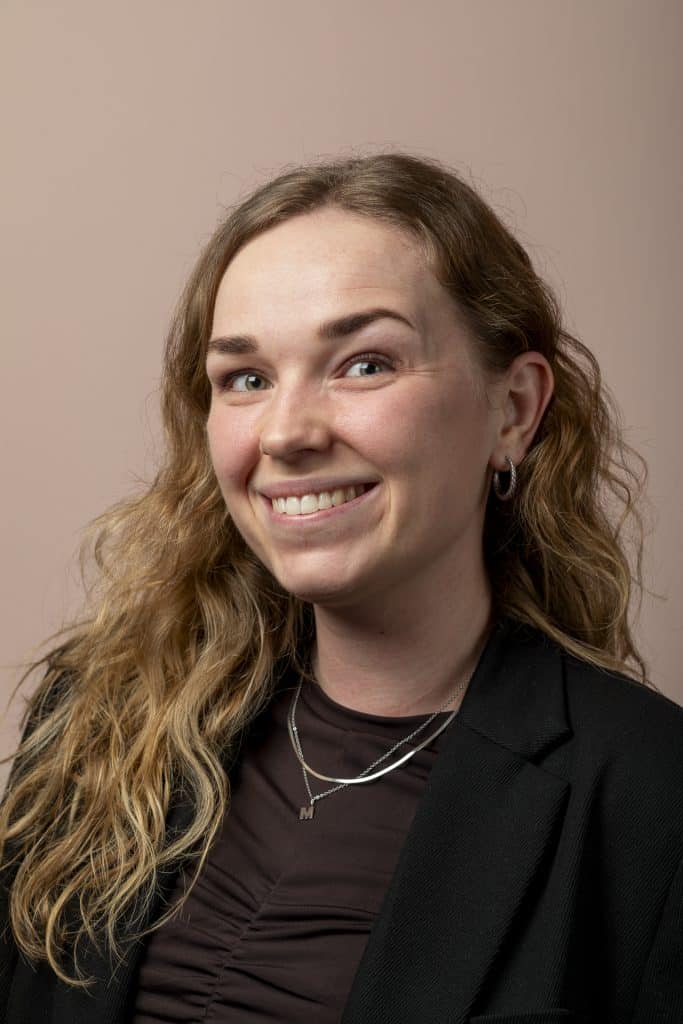 Mie Rasmussen, Jordemoder